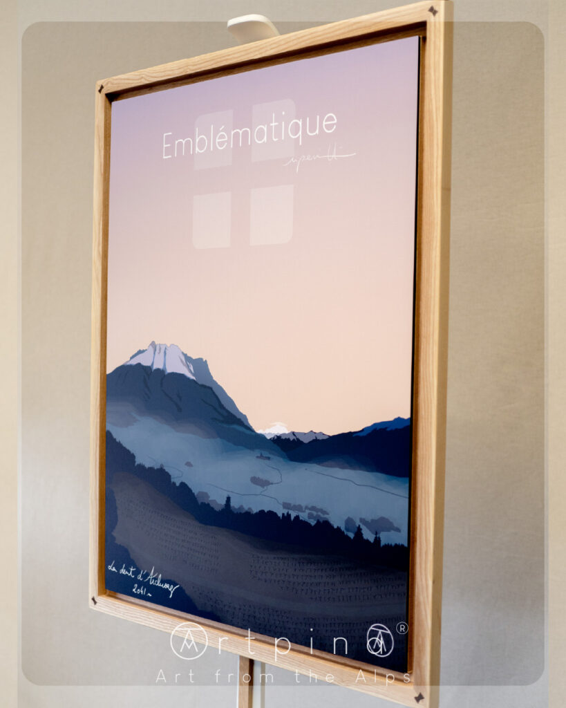 Tableau de Savoie, L'Arclusaz, et son cadre en frêne massif de l'artiste Nicholas PERILLI en vue de côté.